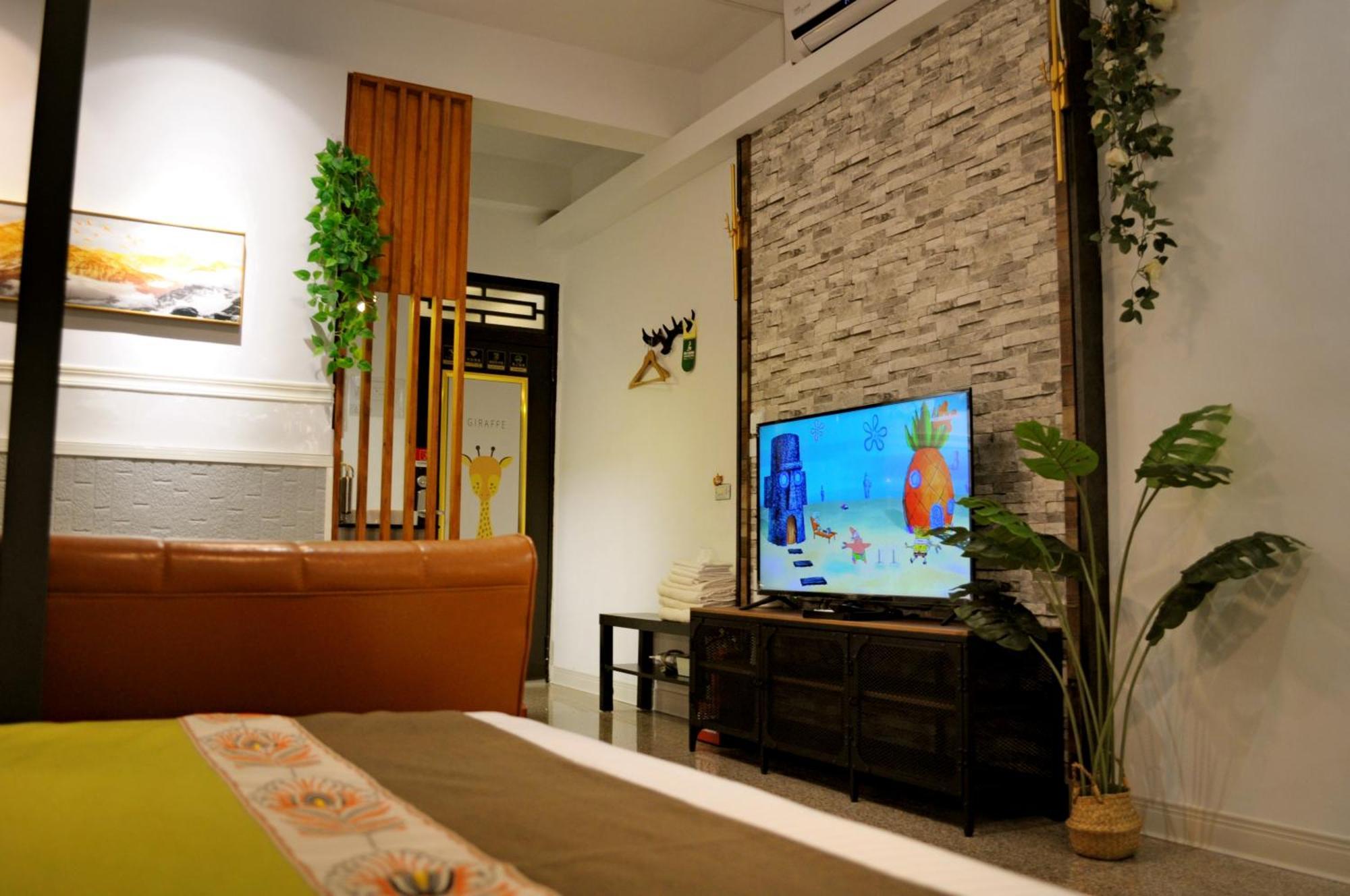 Lu-Kang Traveler Inns Луган Экстерьер фото